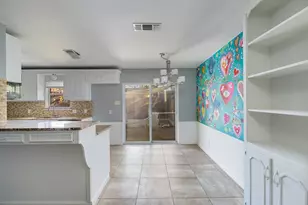 540 Billie Ruth Ln, Hurst, TX 76053 - Photo 10