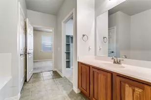 229 Bexar Dr, Lewisville, TX 75067 - Photo 18