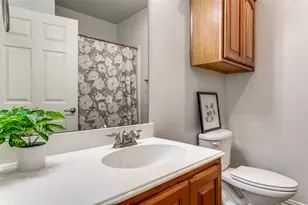 229 Bexar Dr, Lewisville, TX 75067 - Photo 22