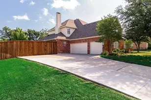 863 Celeste Ln, Keller, TX 76248 - Photo 36