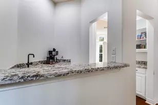 863 Celeste Ln, Keller, TX 76248 - Photo 8