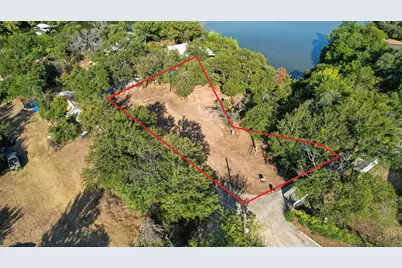 7008 Edgewater Trail, Lake Worth, TX 76135 - Photo 20