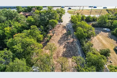 7008 Edgewater Trail, Lake Worth, TX 76135 - Photo 6