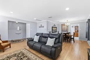 6256 Saratoga Cir, Dallas, TX 75214 - Photo 6