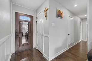 1418 Briarwood Dr, Mesquite, TX 75149 - Photo 2