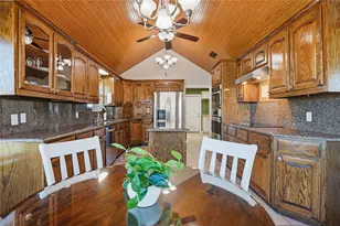 215 Younger Ranch Rd, Azle, TX 76020 - Photo 16