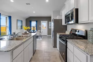 648 Shaded Grv Dr, Denton, TX 76259 - Photo 4