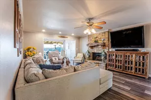 2002 Mockingbird Bnd, Possum Kingdom Lake, TX 76449 - Photo 14