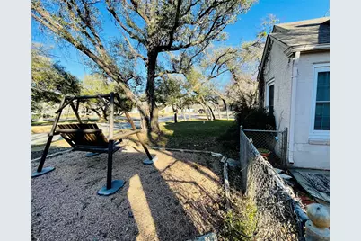 401 S Hillcrest Avenue, Eastland, TX 76448 - Photo 6