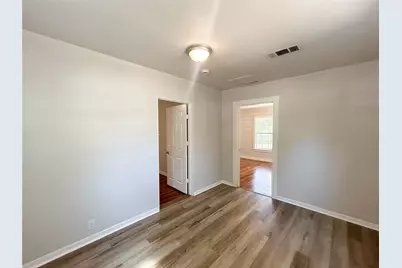 608 W Lake Street W, Ennis, TX 75119 - Photo 18