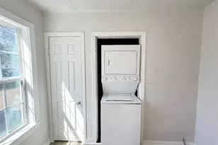 608 W Lake Street W, Ennis, TX 75119 - Photo 12