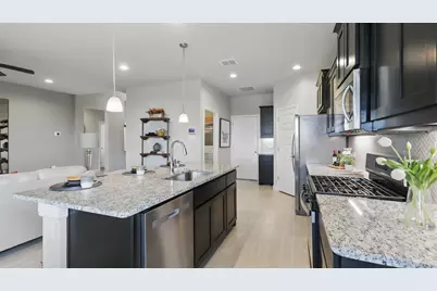 1905 Cherokee Lane, Cleburne, TX 76033 - Photo 4