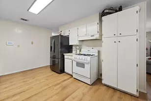 411 Vine St, Weatherford, TX 76086 - Photo 12