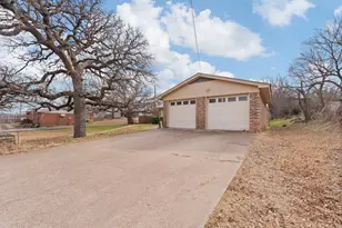411 Vine St, Weatherford, TX 76086 - Photo 30
