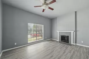 2415 Sunflower Dr, Arlington, TX 76014 - Photo 8