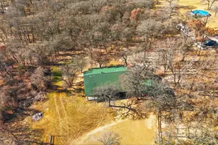 504 Windsor Ln, Springtown, TX 76082 - Photo 38