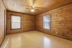 504 Windsor Ln, Springtown, TX 76082 - Photo 30