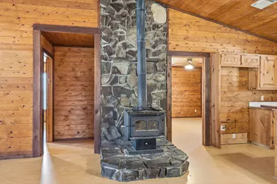 504 Windsor Lane, Springtown, TX 76082 - Photo 10