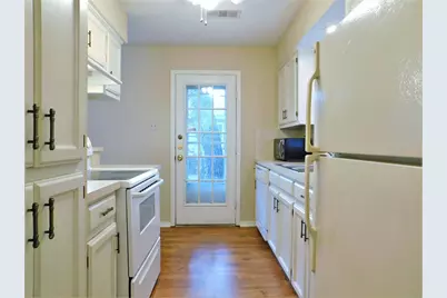 2212 Bolivar Street, Denton, TX 76201 - Photo 10