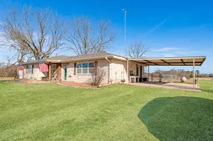 8413 Farm Rd 195, Bagwell, TX 75412 - Photo 2