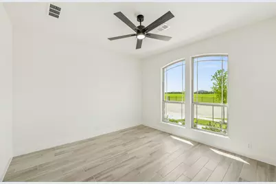 925 Cannes Drive, Red Oak, TX 75154 - Photo 6
