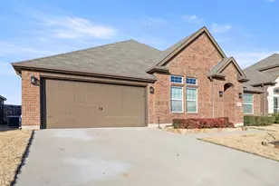 268 Hilltop Dr, Justin, TX 76247 - Photo 2
