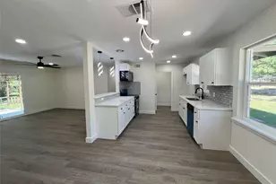 8020 Laura St, North Richland Hills, TX 76180 - Photo 18