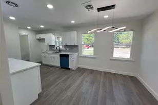 8020 Laura St, North Richland Hills, TX 76180 - Photo 16