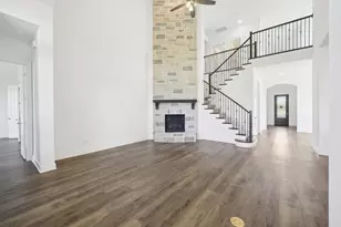 4101 Hawthorn Dr, Aubrey, TX 76227 - Photo 6