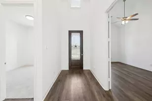 4101 Hawthorn Dr, Aubrey, TX 76227 - Photo 4