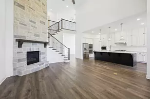 4101 Hawthorn Dr, Aubrey, TX 76227 - Photo 8
