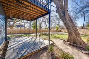 2601 S Glenbrook Dr, Garland, TX 75041 - Photo 30