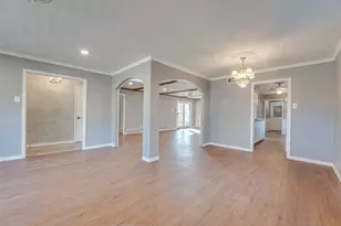 2601 S Glenbrook Dr, Garland, TX 75041 - Photo 8