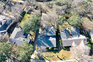 2601 S Glenbrook Dr, Garland, TX 75041 - Photo 34