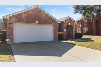 2511 Rio Grande Drive, Grand Prairie, TX 75052 - Photo 4