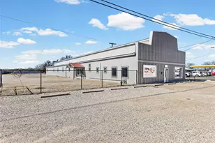 2301 N Main St, Paris, TX 75460 - Photo 1