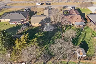 706 Hill City Dr, Duncanville, TX 75116 - Photo 6