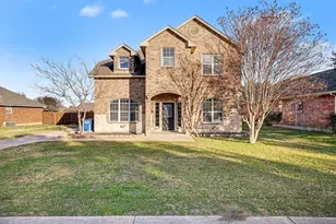 208 Cobblestone Cir, Red Oak, TX 75154 - Photo 1
