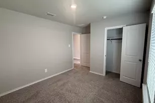 8512 Dunnstown Dr, Fort Worth, TX 76131 - Photo 4