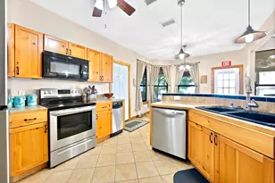 110 Jeffrey Cir, Gun Barrel City, TX 75156 - Photo 6