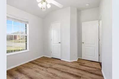 11217 Clover Knoll Drive, Frisco, TX 75035 - Photo 6