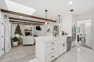 1605 Northlake Ct, Arlington, TX 76012 - Photo 8