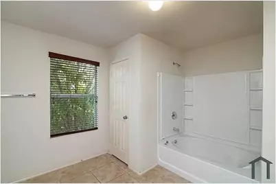 4900 Meadow Trails Drive, Fort Worth, TX 76244 - Photo 16