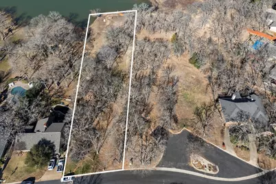 18 Royal Oaks Boulevard, Hickory Creek, TX 75065 - Photo 1