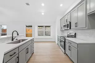 1408 Quail Crk Dr, Cleburne, TX 76033 - Photo 8