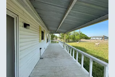 232 Sacremento Boulevard, Seven Points, TX 75143 - Photo 6