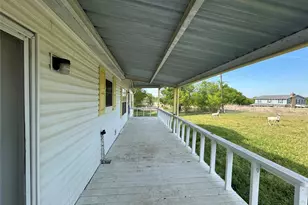 232 Sacremento Blvd, Seven Points, TX 75143 - Photo 6