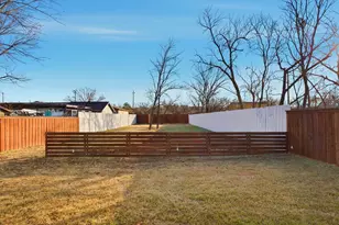 1812 Muncie Ave, Dallas, TX 75212 - Photo 22