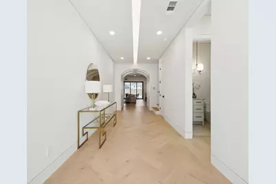 2015 Euclid Avenue, Dallas, TX 75206 - Photo 2