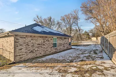 399 S Main Street, Blue Ridge, TX 75424 - Photo 24